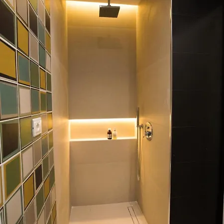 Luarasi Blue * Kanine