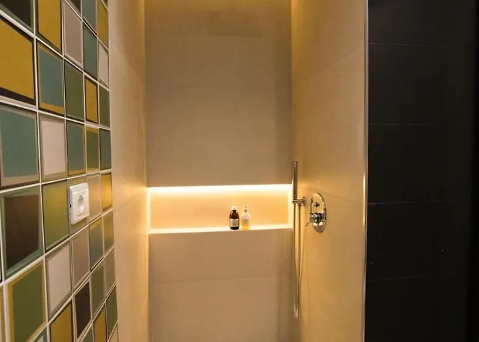 Luarasi Blue * Kanine