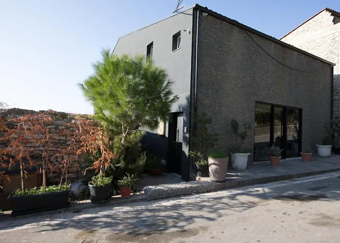 Lejlighed Luarasi Blue Kanine